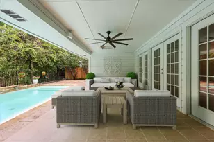 18512 Crownover Ct, Dallas, TX 75252 - Photo 2