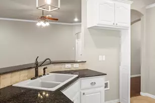 100 Castle Pines Dr, Willow Park, TX 76008 - Photo 18