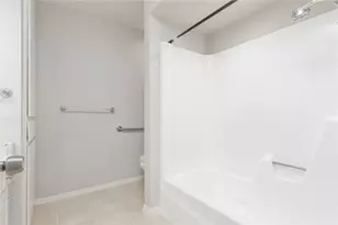 9142 Emberglow Ln, Dallas, TX 75243 - Photo 18