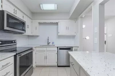 9142 Emberglow Lane, Dallas, TX 75243 - Photo 8