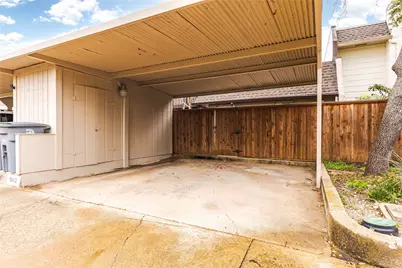 9142 Emberglow Lane, Dallas, TX 75243 - Photo 20