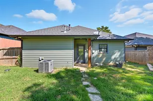 610 E Shepherd St, Denison, TX 75021 - Photo 18