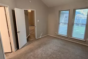 930 Lemontree Dr, Arlington, TX 76017 - Photo 14