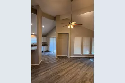 930 Lemontree Drive, Arlington, TX 76017 - Photo 4