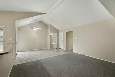 671 Stonewall Drive, Grand Prairie, TX 75052 - Photo 6