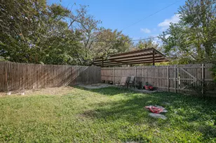 671 Stonewall Dr, Grand Prairie, TX 75052 - Photo 26