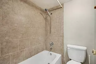 671 Stonewall Dr, Grand Prairie, TX 75052 - Photo 16