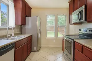 7600 Silveridge Dr, Fort Worth, TX 76133 - Photo 10