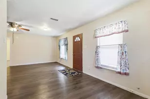 3822 Ragged Rock Ct, Joshua, TX 76058 - Photo 2