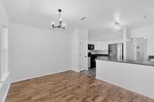 317 Vera Dr, Burleson, TX 76028 - Photo 10