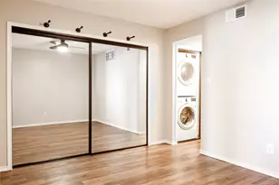 1704 Baird Farm Cir, Arlington, TX 76006 - Photo 8