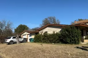 1101 Glasgow Rd, Fort Worth, TX 76134 - Photo 12