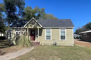 921 College St, Sulphur Springs, TX 75482 - Photo 2