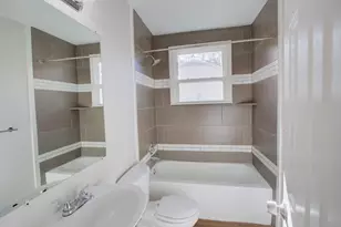 10421 Losa Dr, Dallas, TX 75218 - Photo 14