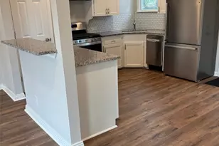 10421 Losa Dr, Dallas, TX 75218 - Photo 2