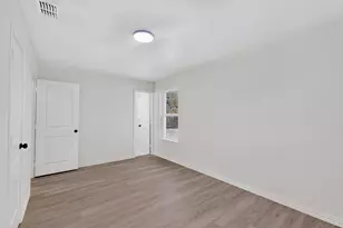 11505 Oak Tree Rd, Balch Springs, TX 75180 - Photo 24