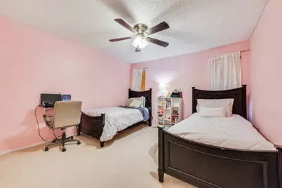 527 Towne House Lane, Richardson, TX 75081 - Photo 16