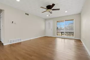 509 Bluewood Dr, Dallas, TX 75232 - Photo 4