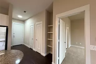 801 N Bishop Ave, Dallas, TX 75208 - Photo 10