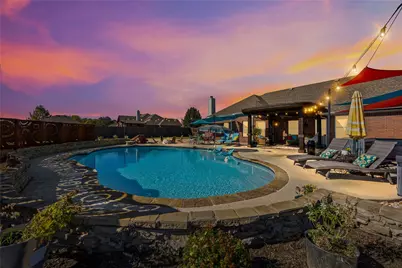 112 Springfield Lane, Red Oak, TX 75165 - Photo 1