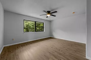 136 SW Rand Dr, Burleson, TX 76028 - Photo 18