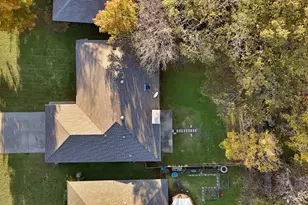 2117 Chapel Downs Dr, Arlington, TX 76017 - Photo 2