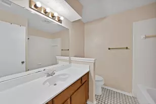 2117 Chapel Downs Dr, Arlington, TX 76017 - Photo 14