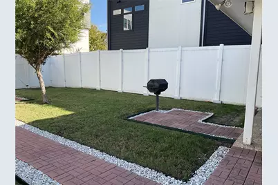 2206 N Carroll Avenue, Dallas, TX 75204 - Photo 34