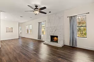 1800 Virginia Pl, Fort Worth, TX 76107 - Photo 4