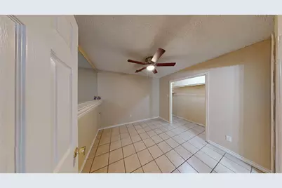 2117 W Walnut Street #D, Garland, TX 75042 - Photo 10