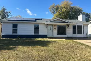 1408 Pikeview Terrace, Arlington, TX 76011 - Photo 1