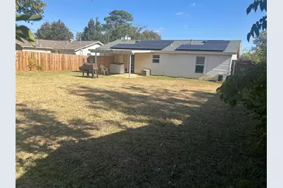 1408 Pikeview Terrace, Arlington, TX 76011 - Photo 22