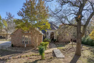 1071 E Oak Shores Drive, Cross Roads, TX 76227 - Photo 6