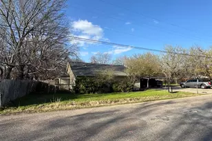 511 Rogers Rd, Newark, TX 76071 - Photo 16