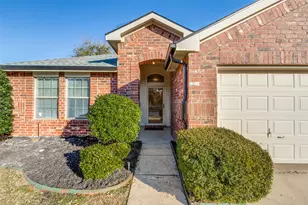 1108 Chesterfield Dr, McKinney, TX 75071 - Photo 2
