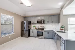 1108 Chesterfield Dr, McKinney, TX 75071 - Photo 8