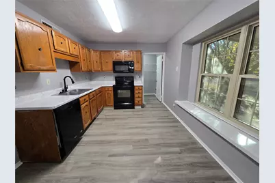 5216 Kemp Drive, Arlington, TX 76018 - Photo 6