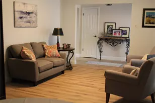 14312 Tanglewood Dr, Farmers Branch, TX 75234 - Photo 4