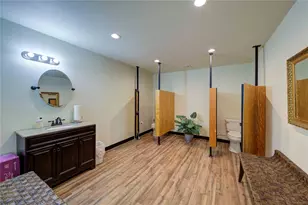 205 N Davis St, Chico, TX 76431 - Photo 18