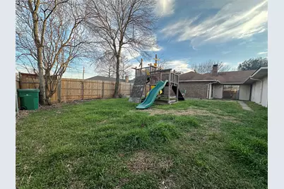 305 Marriott Lane, Garland, TX 75040 - Photo 28