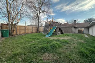 305 Marriott Ln, Garland, TX 75040 - Photo 28