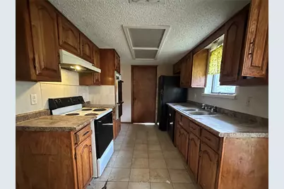 305 Marriott Lane, Garland, TX 75040 - Photo 4