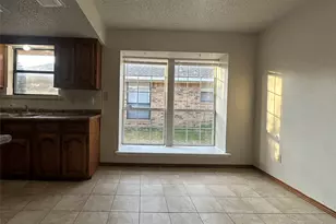 305 Marriott Ln, Garland, TX 75040 - Photo 12