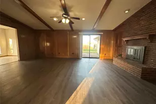 305 Marriott Ln, Garland, TX 75040 - Photo 4