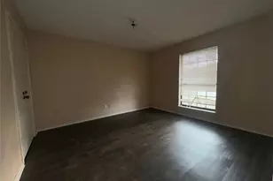 305 Marriott Ln, Garland, TX 75040 - Photo 8