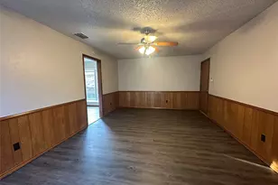 305 Marriott Ln, Garland, TX 75040 - Photo 14