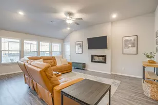 8805 Bronze Meadow Dr, Fort Worth, TX 76131 - Photo 6