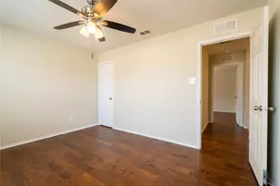 5829 Mountain Bluff Dr, Fort Worth, TX 76179 - Photo 8