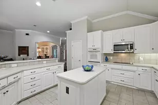 3612 Bordeaux Ln, Hurst, TX 76054 - Photo 16