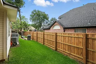 3612 Bordeaux Ln, Hurst, TX 76054 - Photo 34